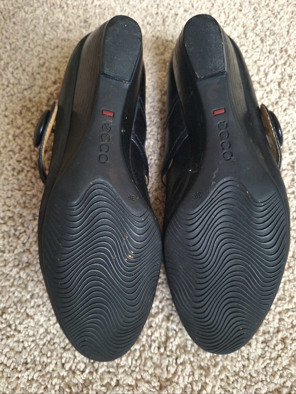 ECCO Black Leather Mary Janes Comfortable Wedge Pumps Heels Womens Size 7.5 38 - Picture 8 of 10
